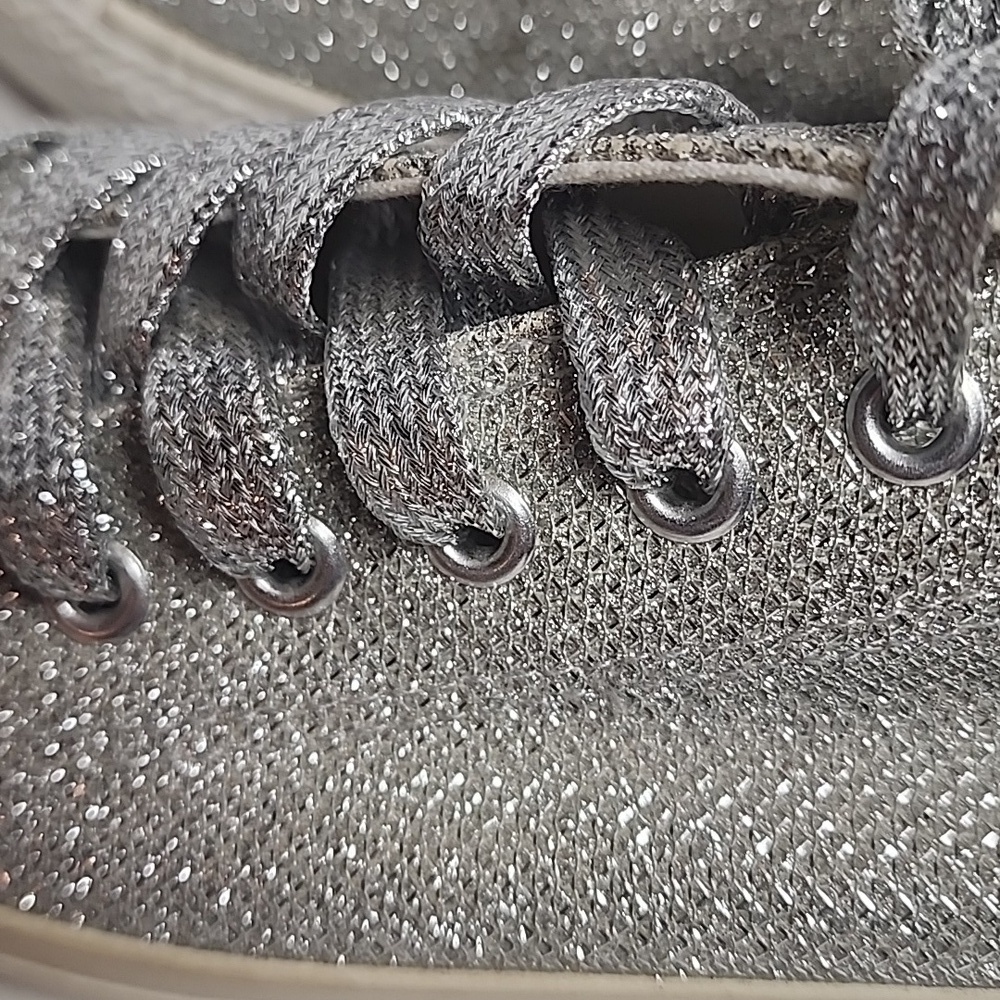 Kristal silver sparkling glitter shoes. 10.5" long. Sz 7.5/8. Wedding, trendy - Picture 6 of 9